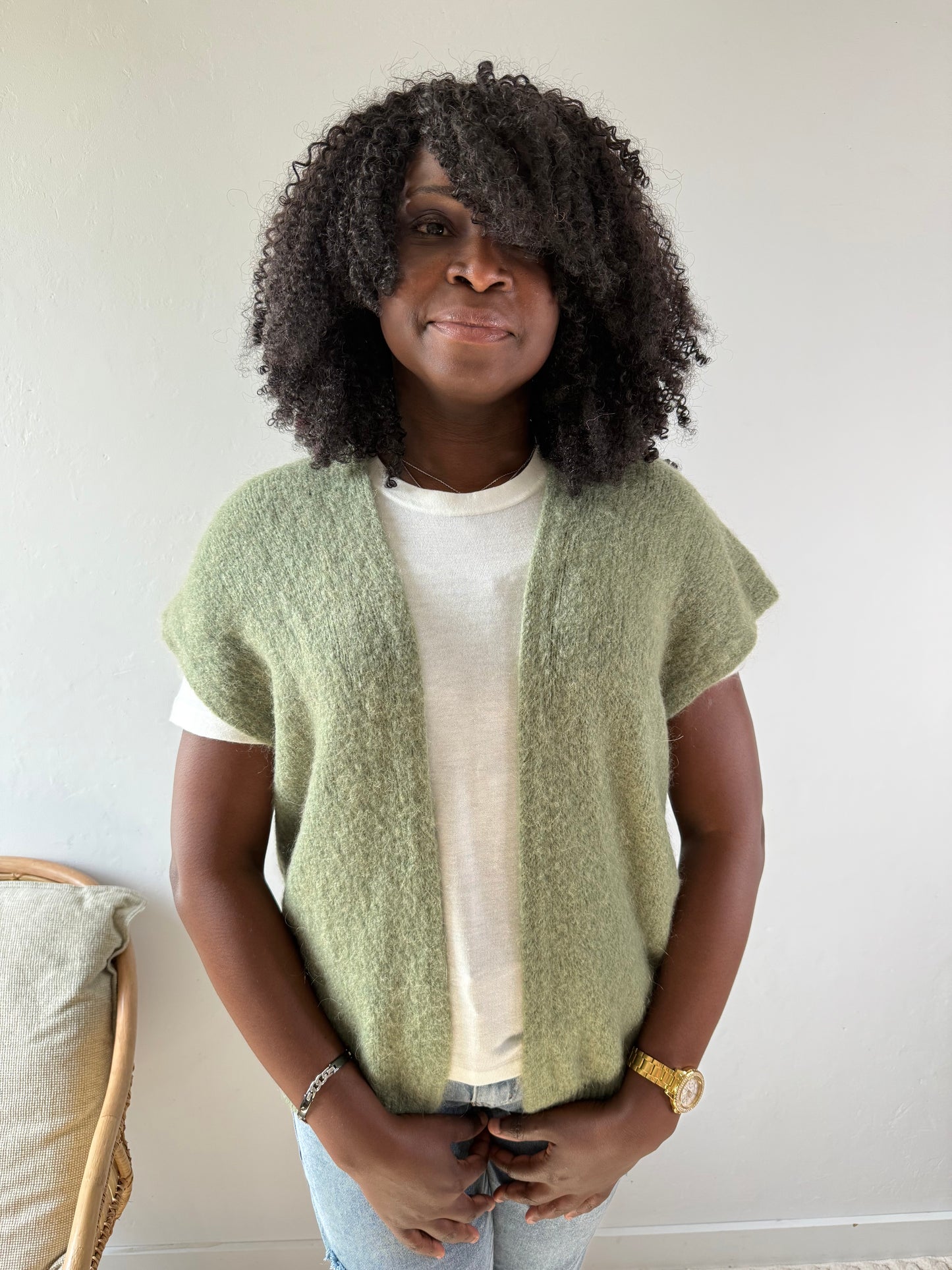 Gilet léger sans manches kaki – Douceur & style tout en légèreté